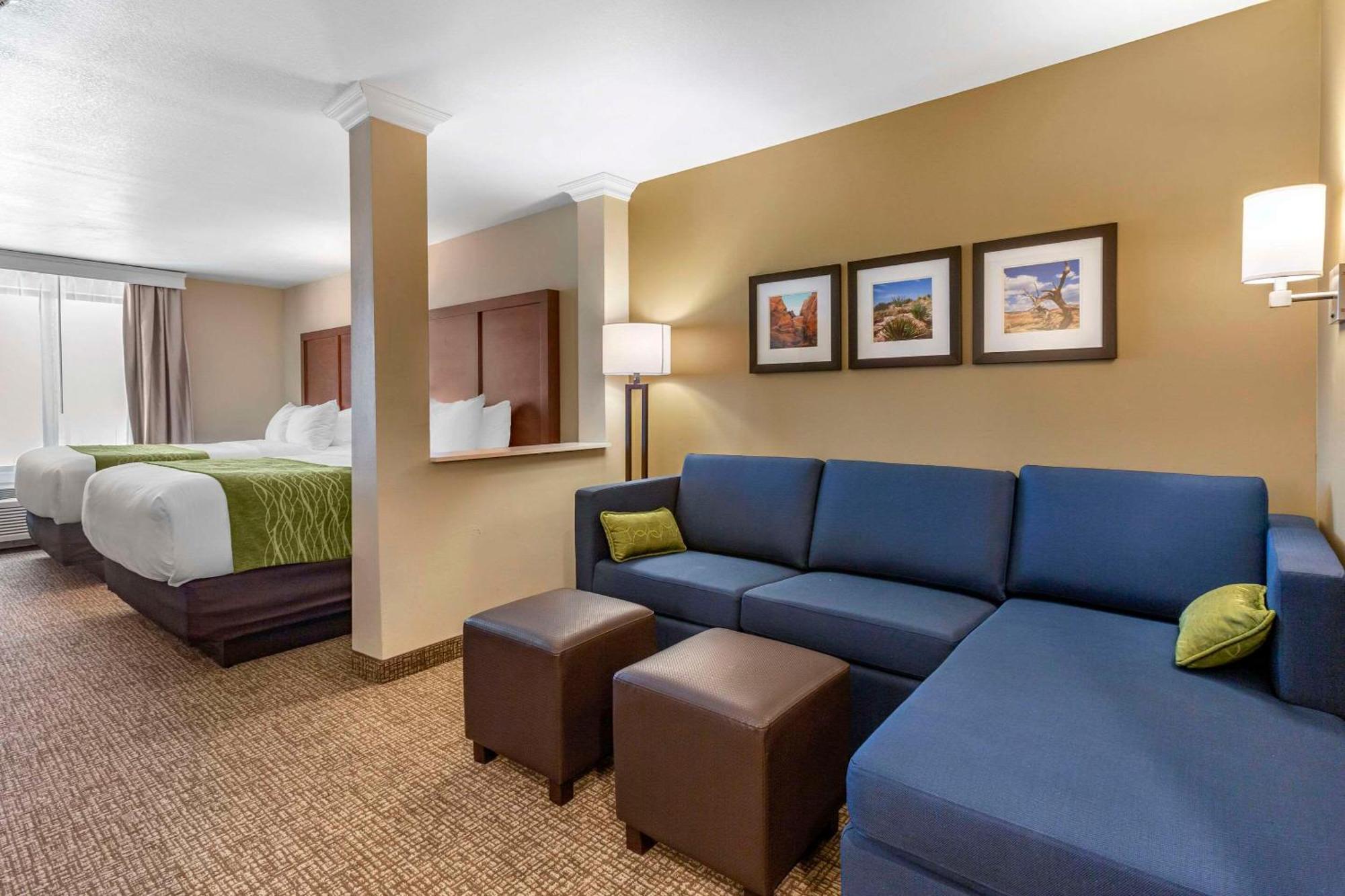 Comfort Suites Albuquerque Airport Exterior foto