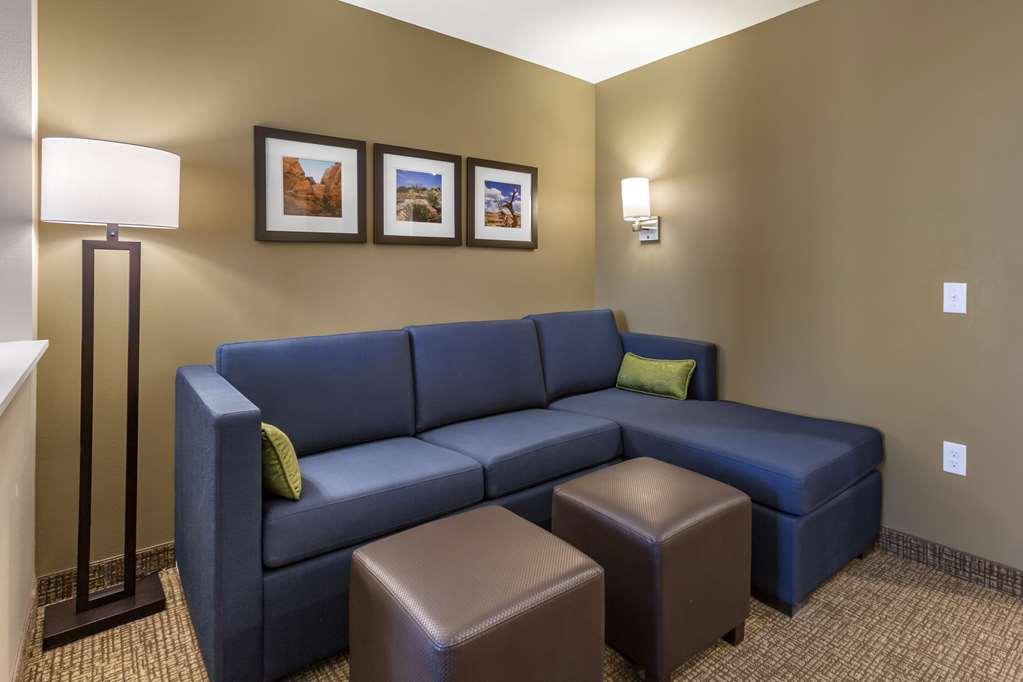 Comfort Suites Albuquerque Airport Habitación foto